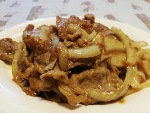 小田急線生田駅、「宿場」にあったアパッチ定食（カレー風味生姜焼き）を再現!?
